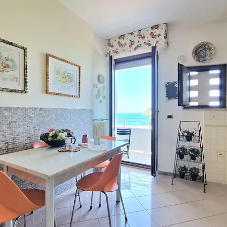 Vista Mare Wi-fi Clima E Relax 公寓 Porto SantʼElpidio