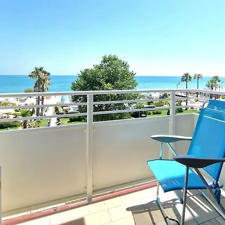 Vista Mare Wi-fi Clima E Relax Apartment Porto SantʼElpidio