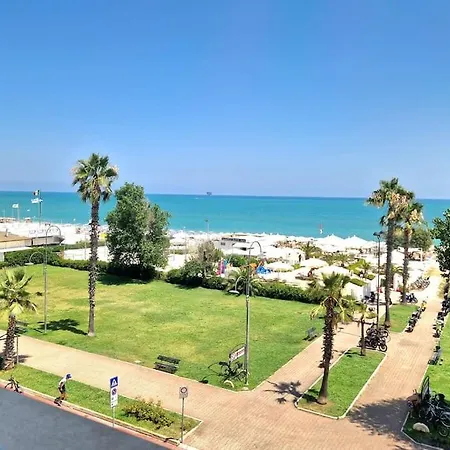 Vista Mare Wi-fi Clima E Relax Porto SantʼElpidio